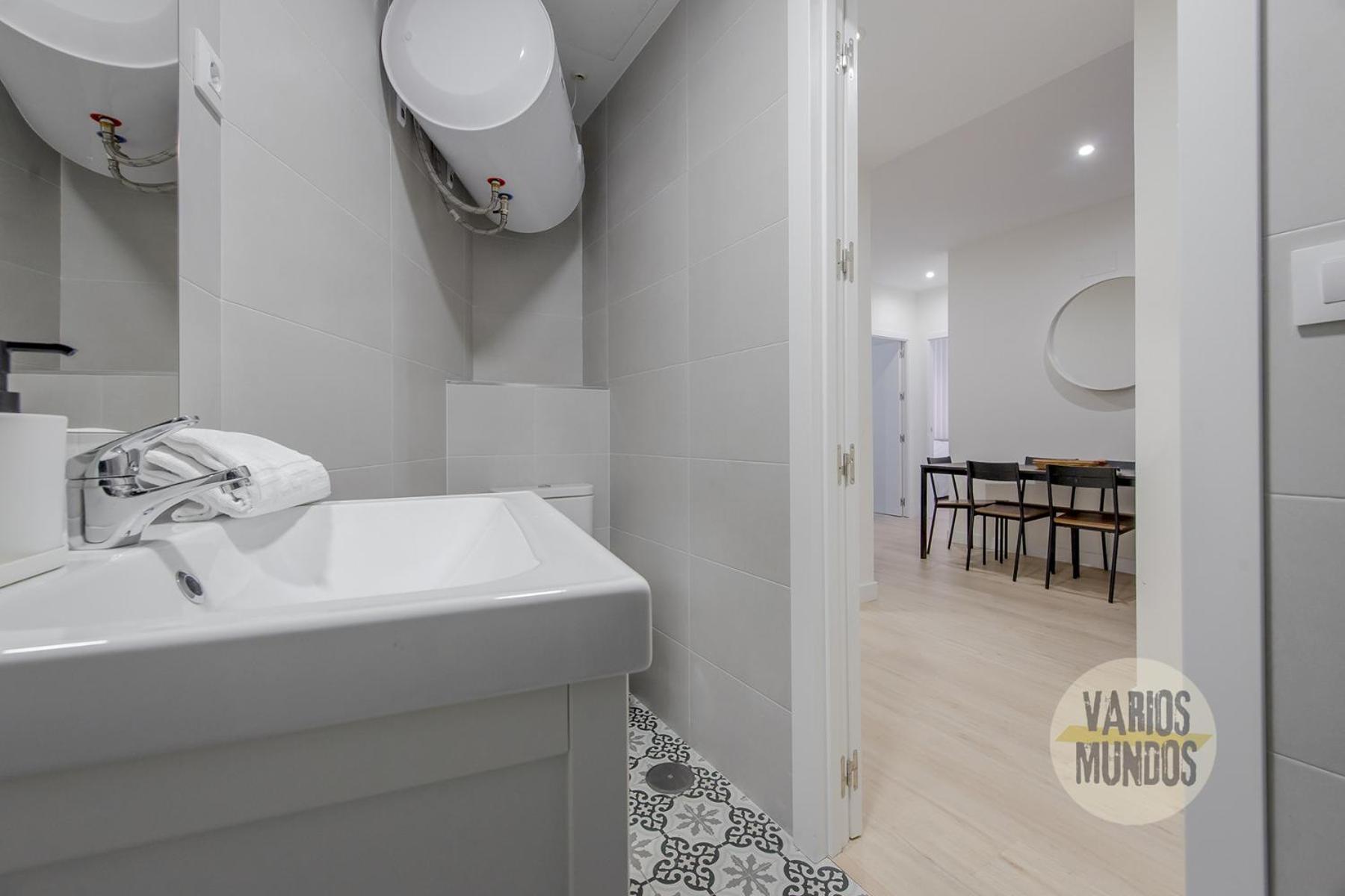 Spacious New Aparment Para 8Pax En La Plaza De Tirso E1 Madrid Exterior foto