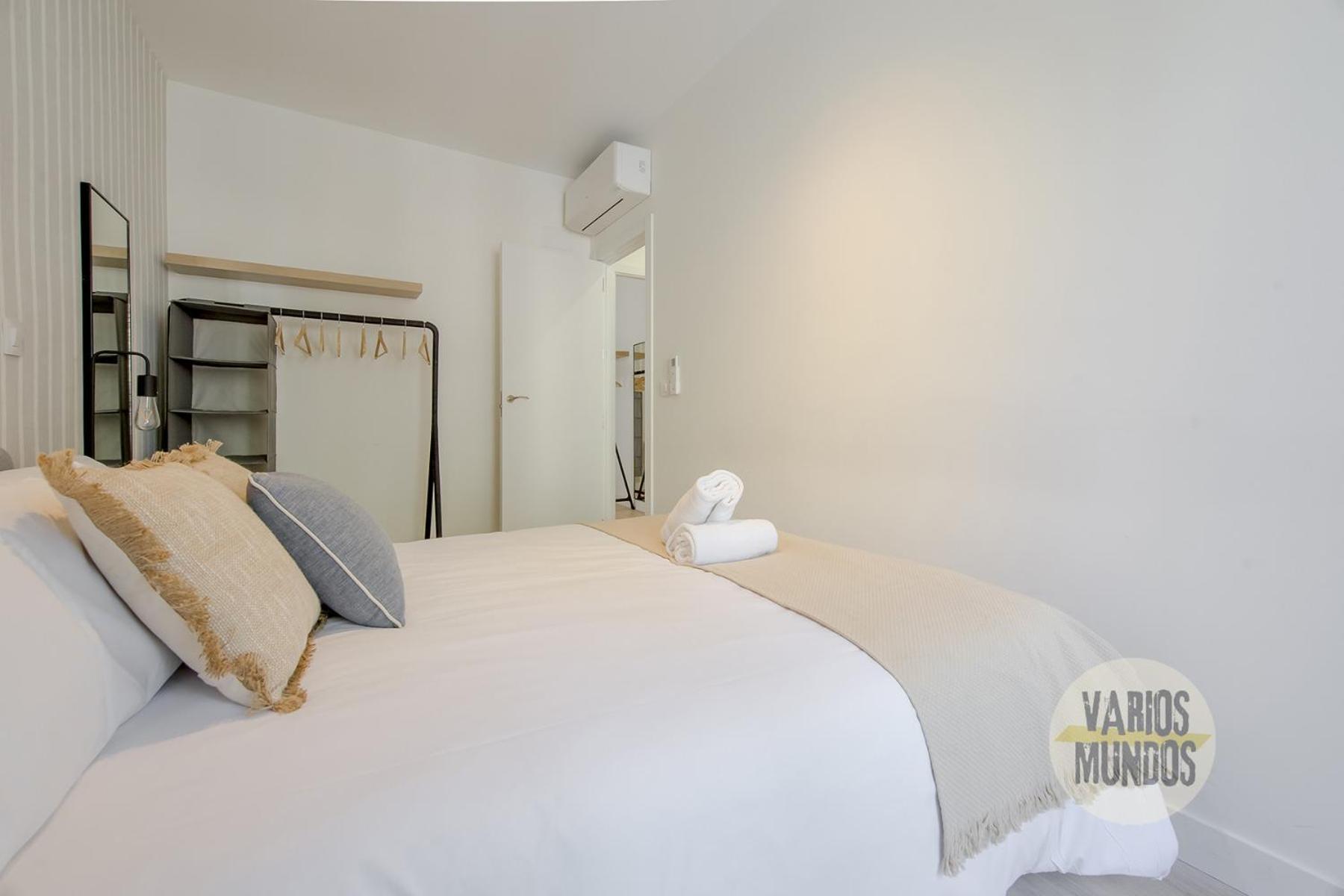 Spacious New Aparment Para 8Pax En La Plaza De Tirso E1 Madrid Exterior foto