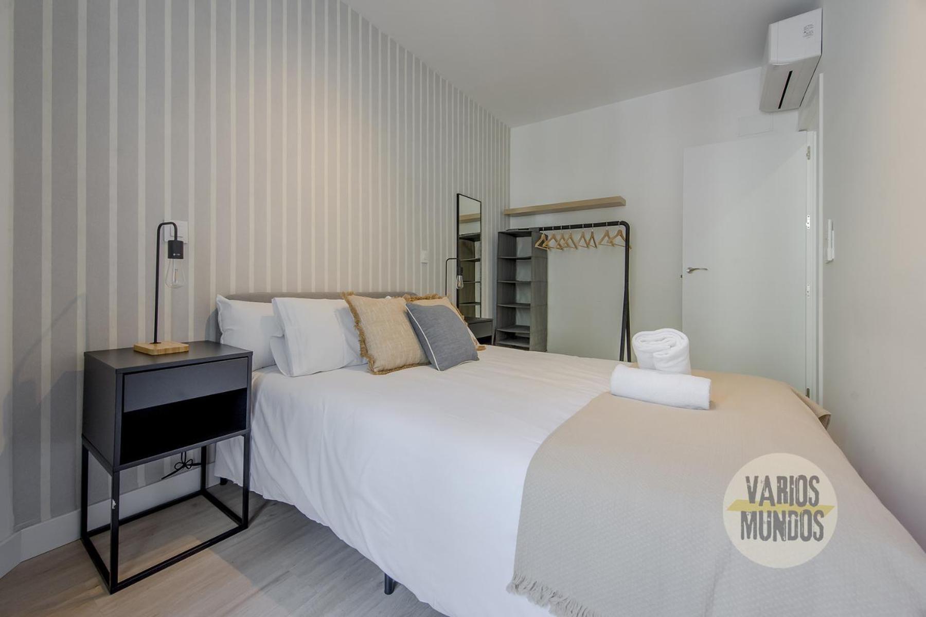 Spacious New Aparment Para 8Pax En La Plaza De Tirso E1 Madrid Exterior foto
