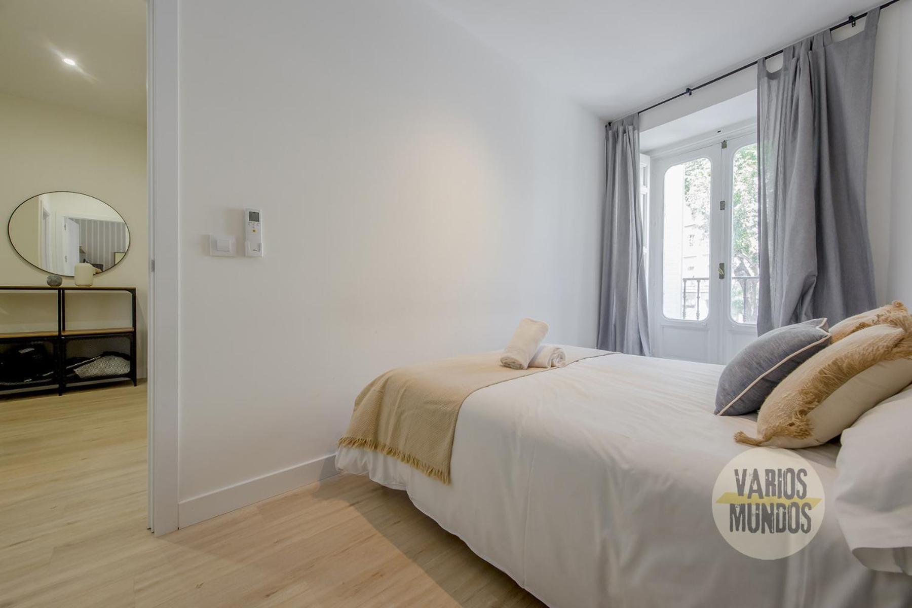 Spacious New Aparment Para 8Pax En La Plaza De Tirso E1 Madrid Exterior foto