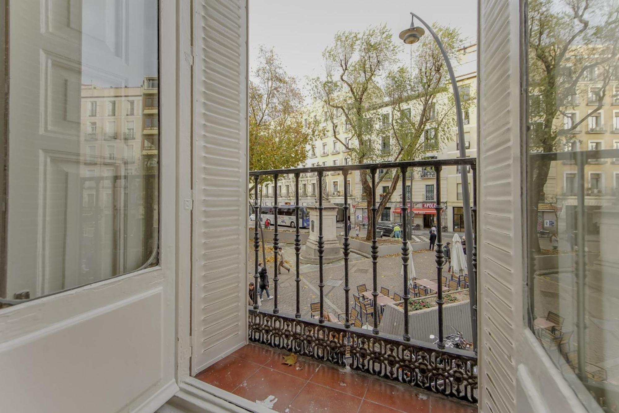 Spacious New Aparment Para 8Pax En La Plaza De Tirso E1 Madrid Exterior foto