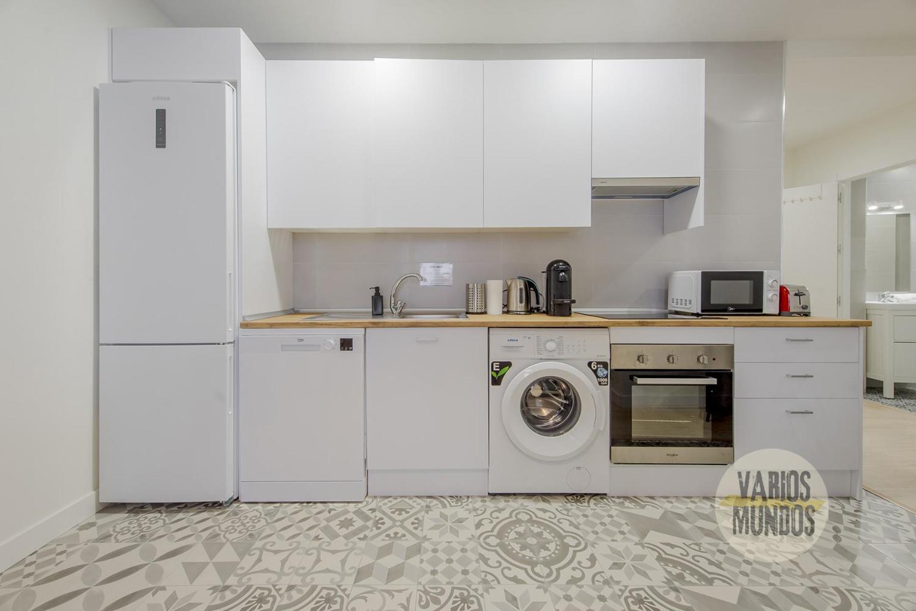 Spacious New Aparment Para 8Pax En La Plaza De Tirso E1 Madrid Exterior foto
