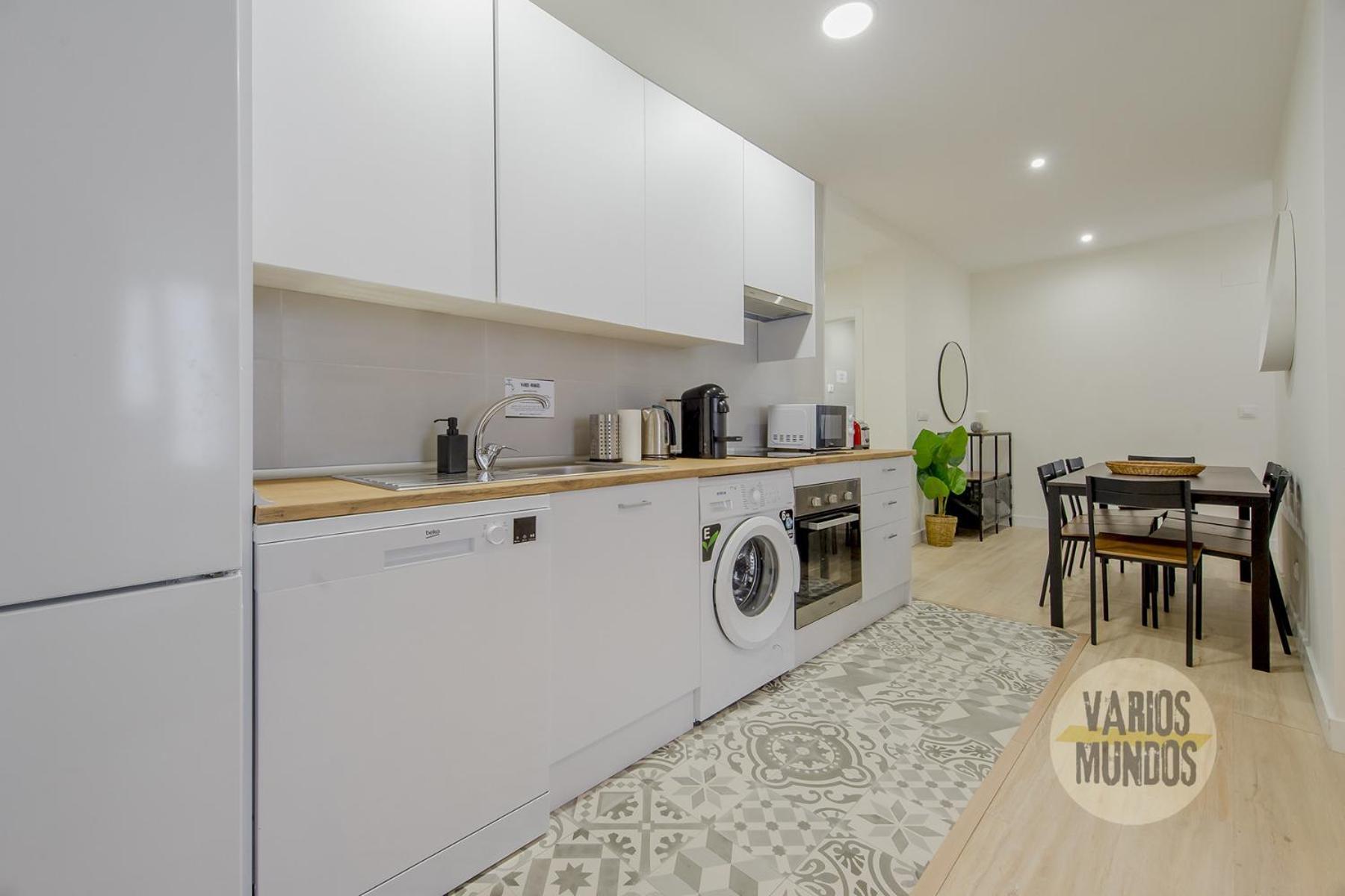 Spacious New Aparment Para 8Pax En La Plaza De Tirso E1 Madrid Exterior foto